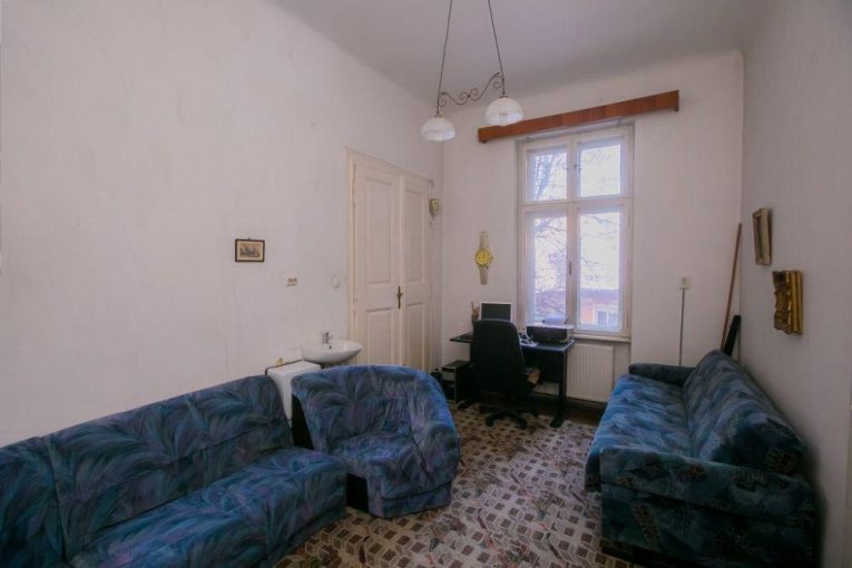 Spatiu/ Apartament 5 camere de inchiriat in zona Ultracentrala Teatru